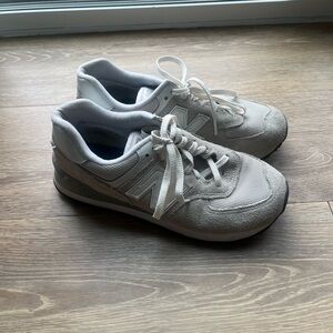 New Balance White and Gray Sneakers